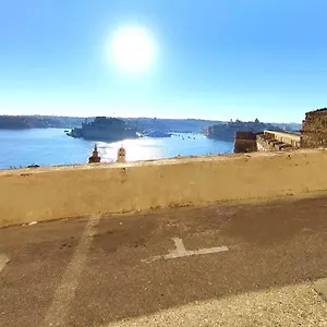https://port-531-savynomad-harbour-residences-valletta-wow-views.qawrahotelsmalta.org