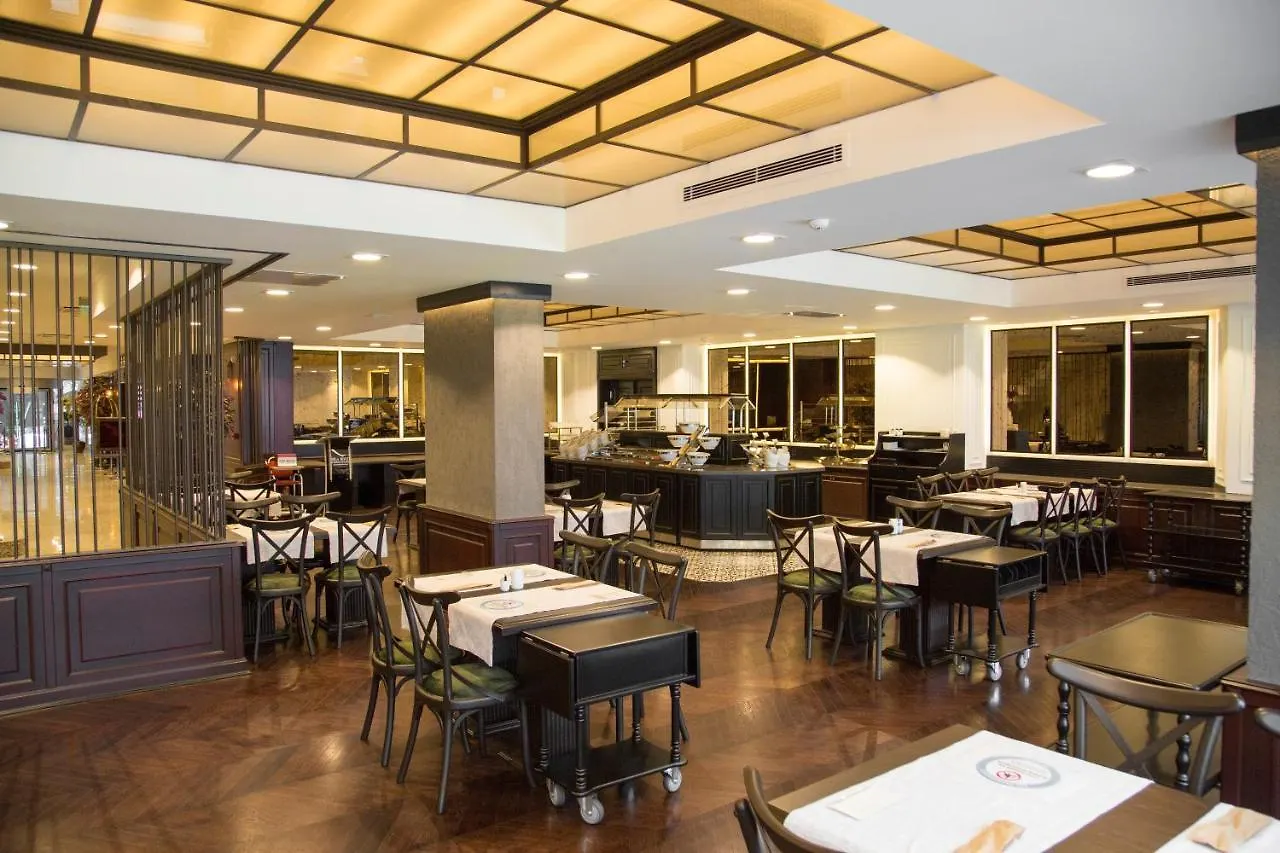 Dila Hotel Istanbul 4*,